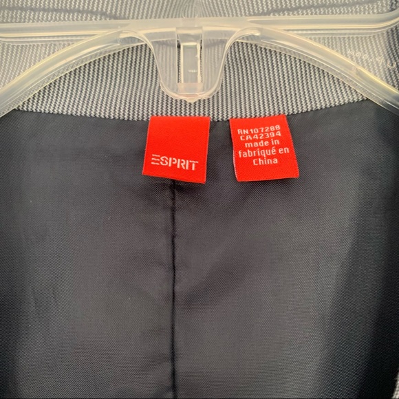 Esprit - Blue/White Pinstripe Blazer - Size 10 - Picture 5 of 15